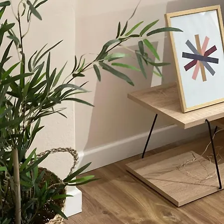 Mh Apartment, Free Parking, Flexible Check In * ティラナ